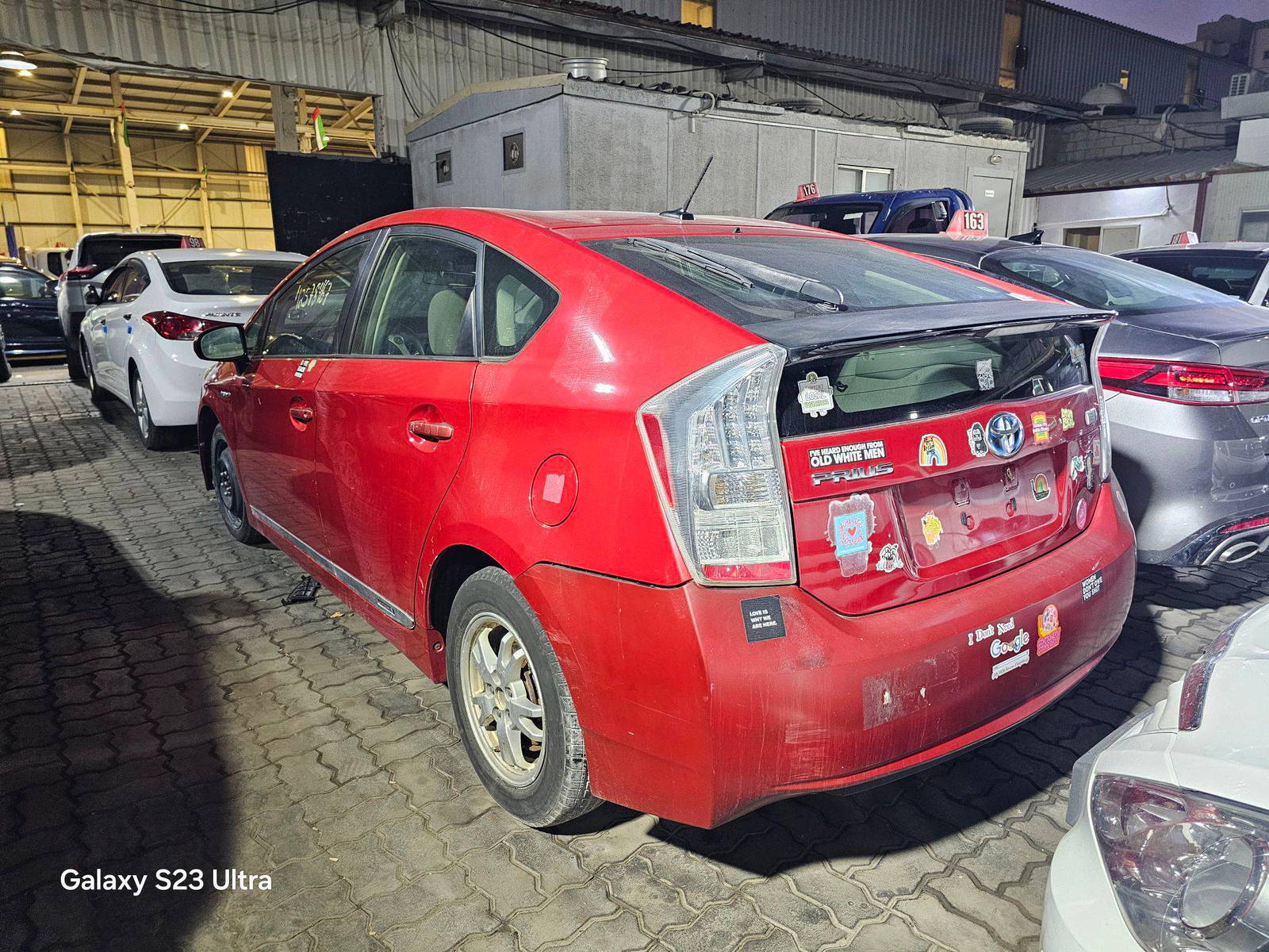2011 TOYOTA PRIUS — 221598 Miles — Lot U8B0315026 — Main - Marhaba Auctions Used Cars - Image 5