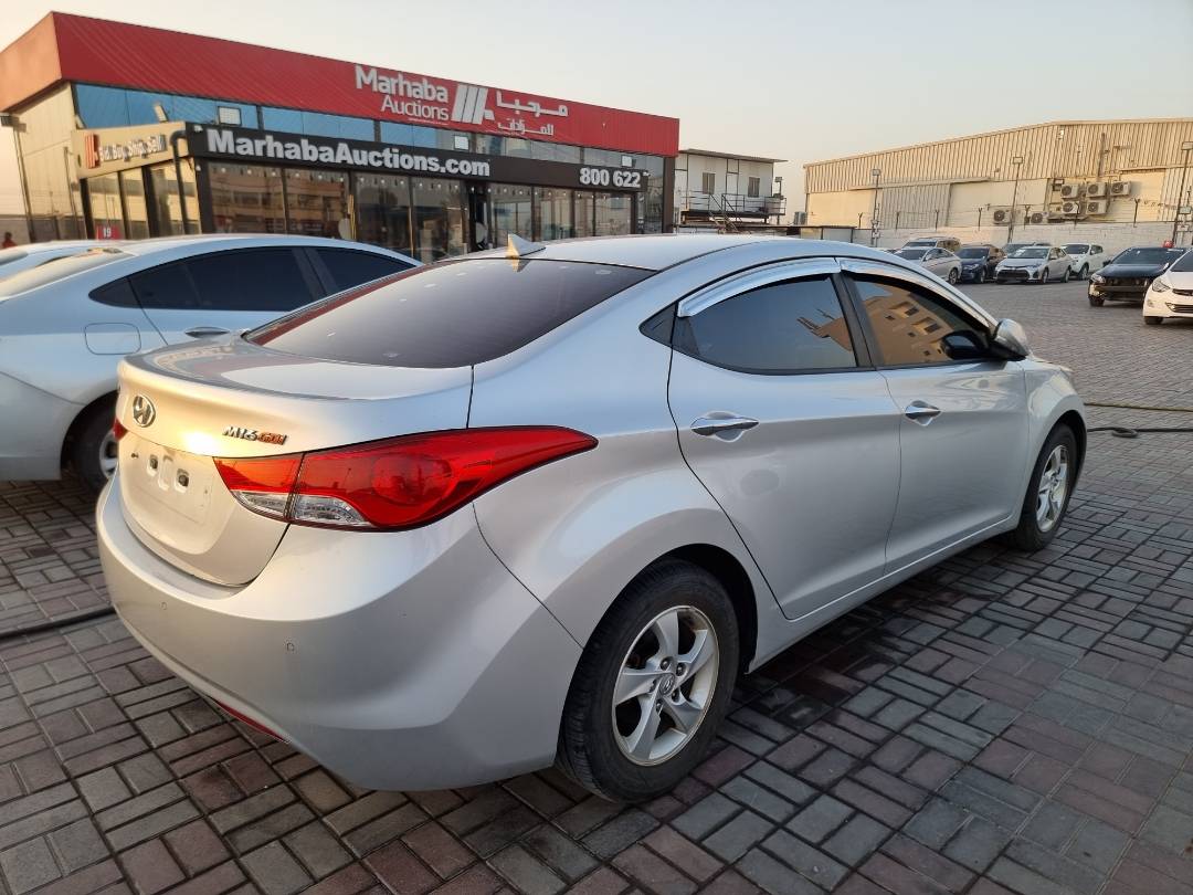 2012 HYUNDAI AVANTE — 127365 KM — Lot 215487 — Ind. 12 - Marhaba Auctions Used Cars - Image 4