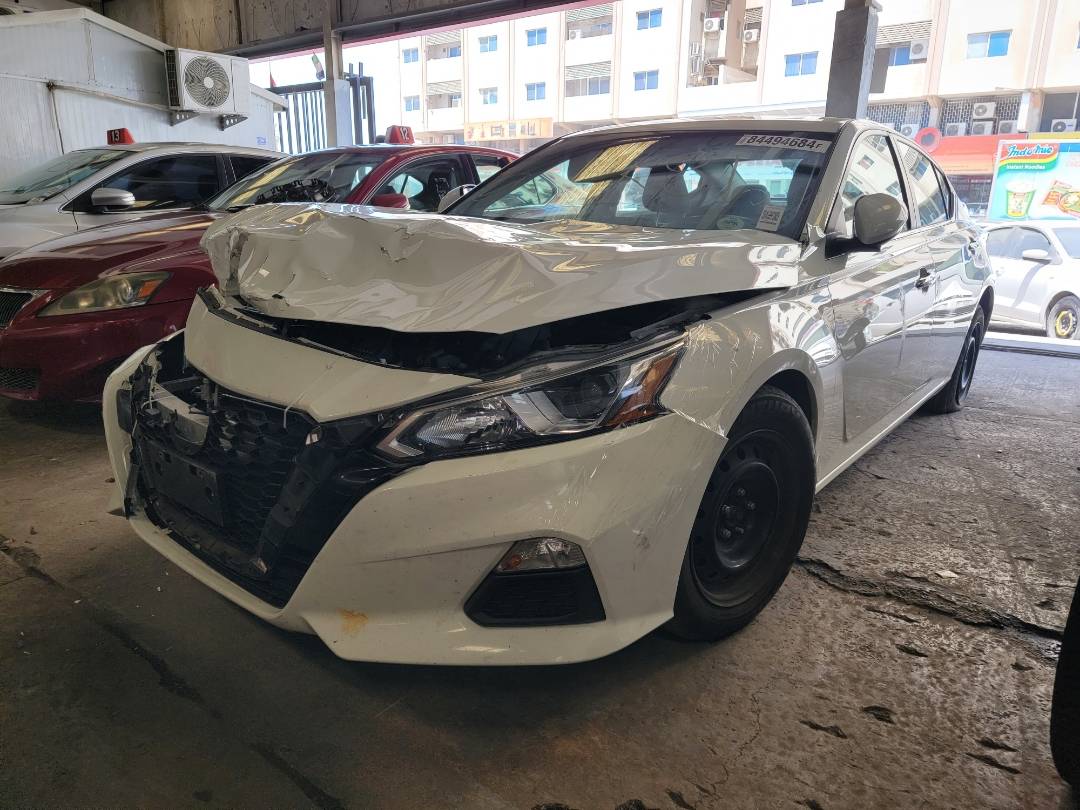 2019 NISSAN ALTIMA — 143981 Miles — Lot C237821 — Main - Marhaba Auctions Used Cars - Image 5