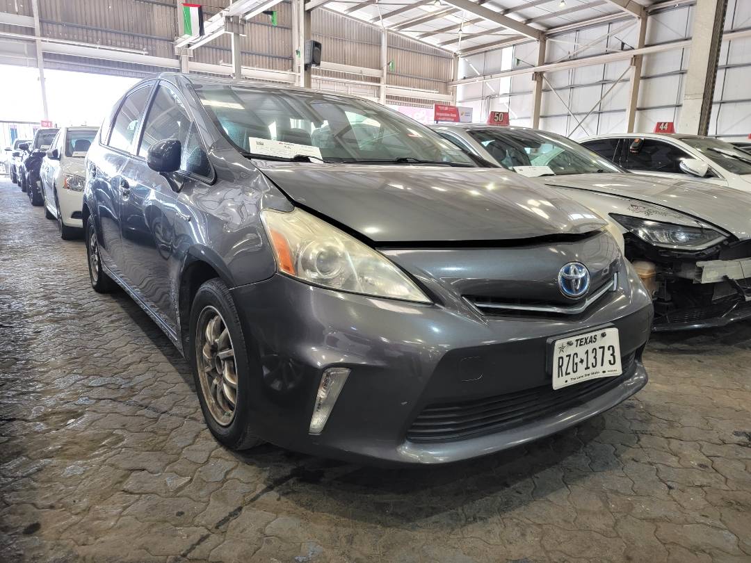 2013 TOYOTA PRIUS — 179864 Miles — Lot UXD3210700 — Main - Marhaba Auctions Used Cars - Image 4