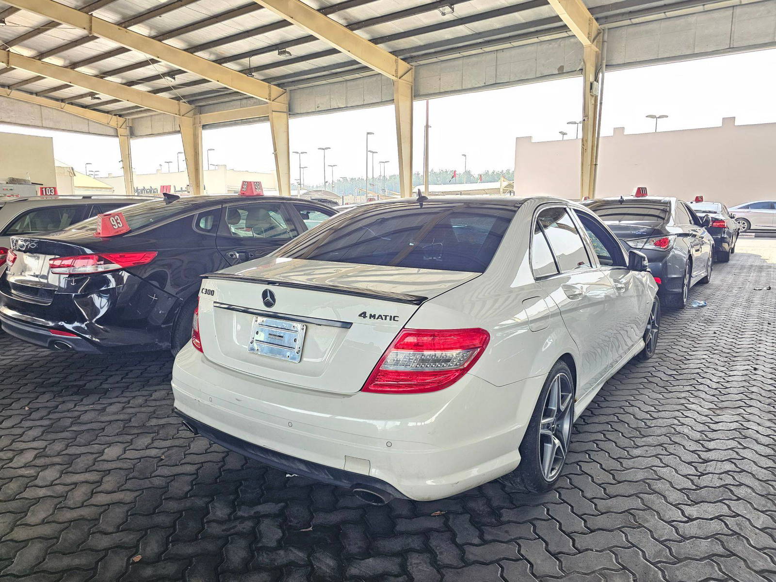 MERCEDES BENZ C300 2010 - Marhaba Auction Used Cars - Image 3