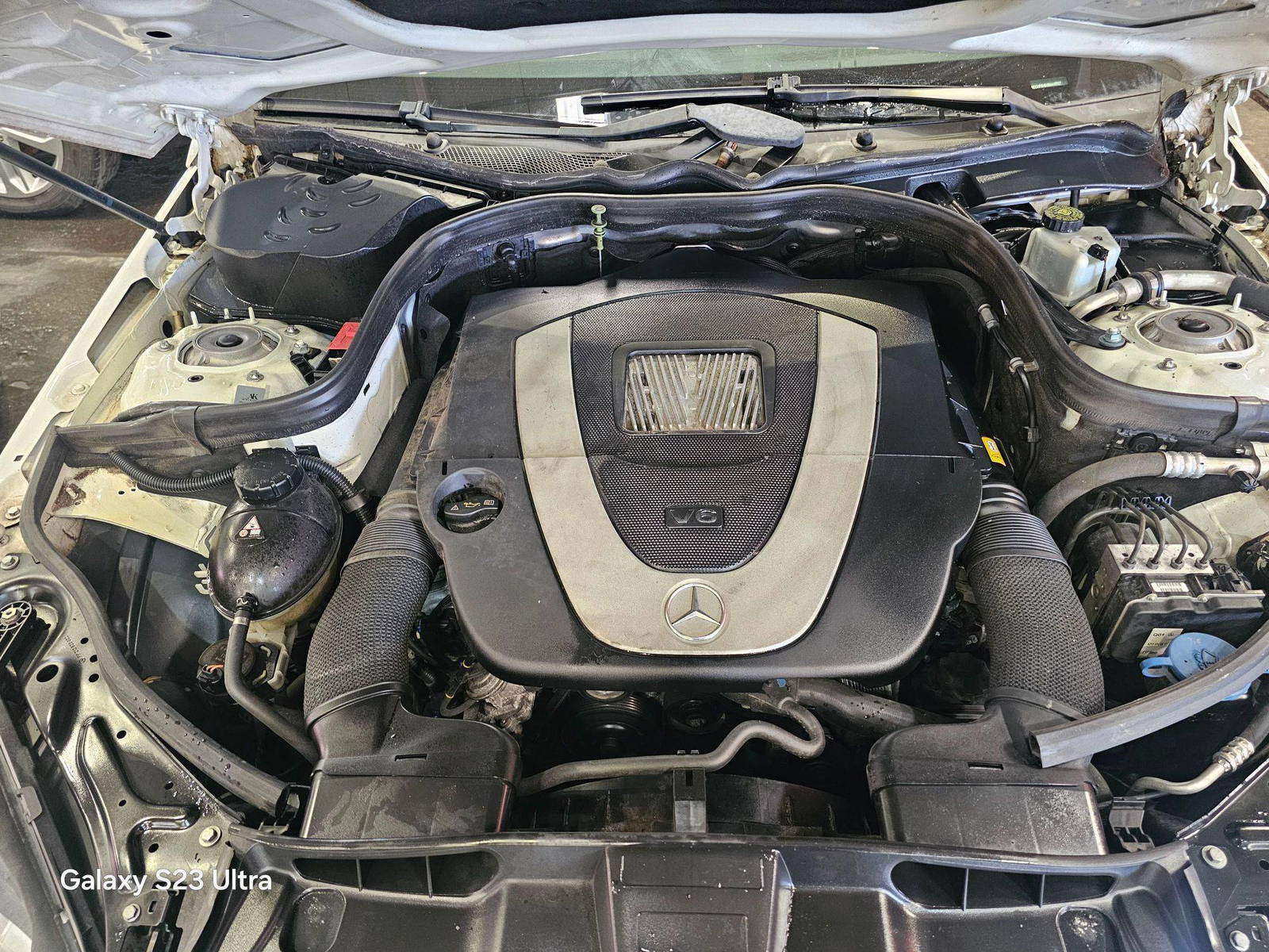 MERCEDES BENZ E 350 2011 - Marhaba Auction Used Cars - Image 8