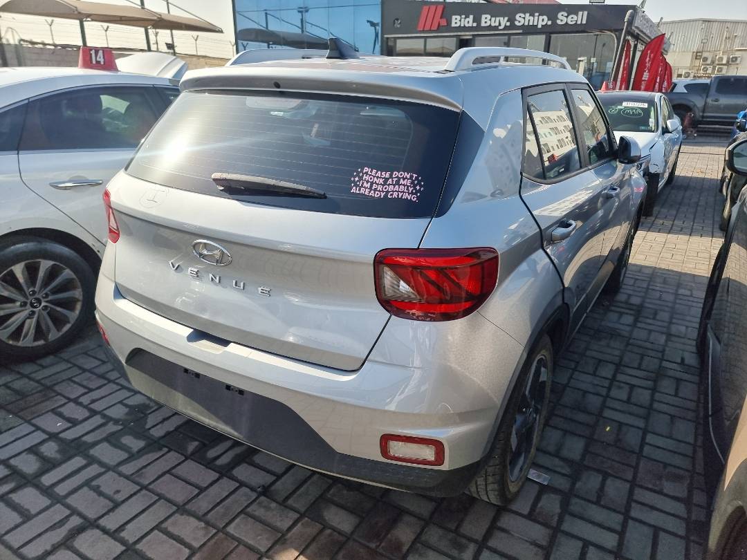 HYUNDAI VENUE SEL 2022 - Marhaba Auction Used Cars - Image 4
