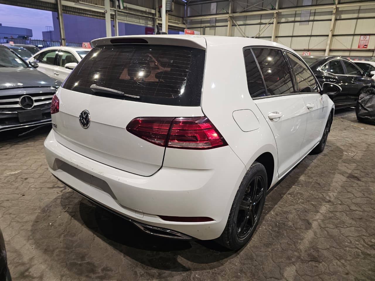2020 VOLKSWAGEN GOLF GT — 106737 KM — Lot M007594 — Main - Marhaba Auctions Used Cars - Image 4