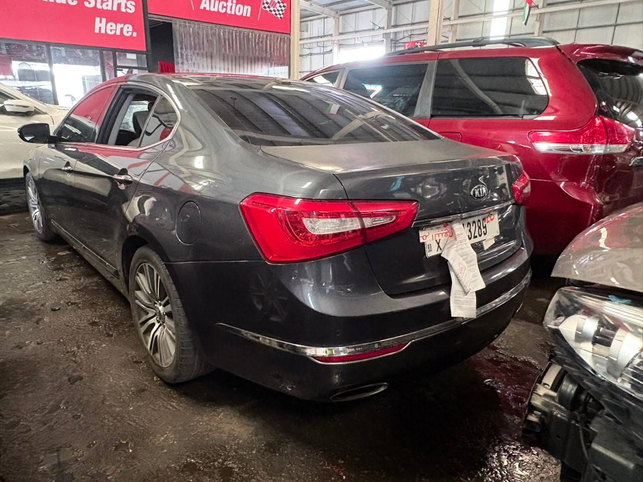 2014 KIA CADENZA — 477742 KM — Lot 7XE5154980 — Main - Marhaba Auctions Used Cars - Image 5
