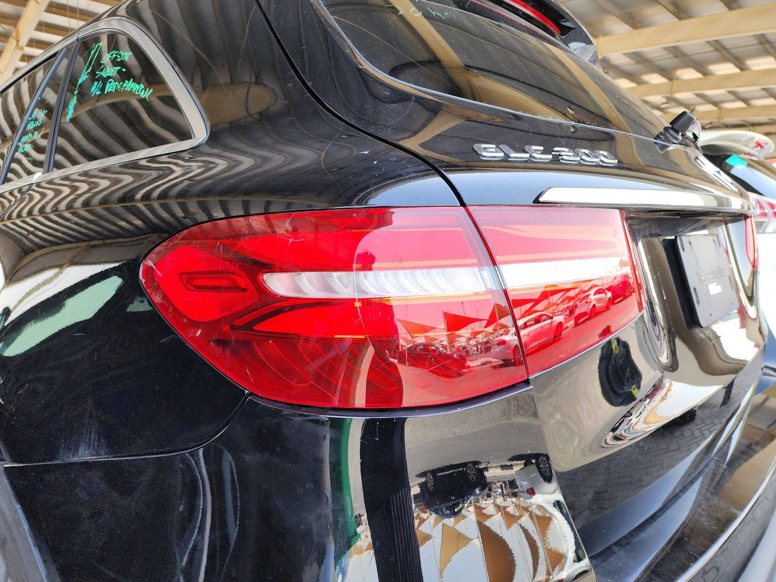 2019 MERCEDES BENZ GLC-300 — 37394 Miles — Lot 85082 — Souq - Marhaba Auctions Used Cars - Image 12