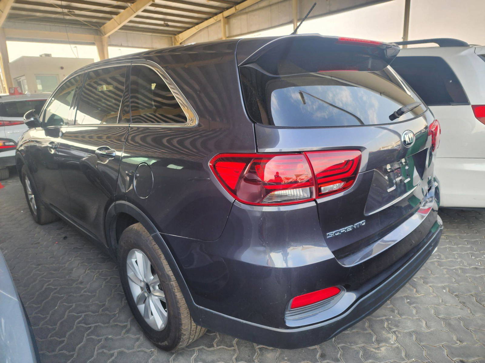 2019 KIA SORENTO — 82363 Miles — Lot 37635032 — Main - Marhaba Auctions Used Cars - Image 4