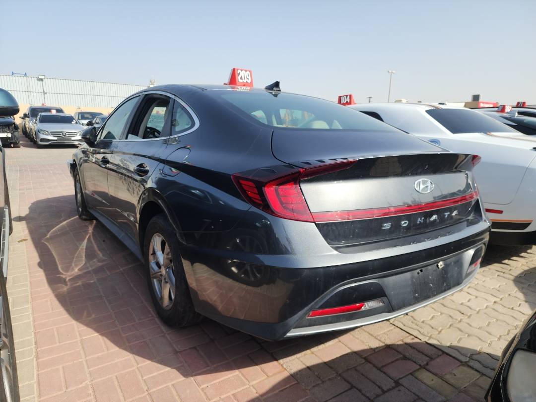 HYUNDAI SONATA