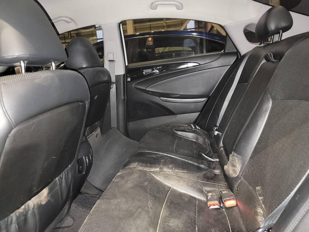 HYUNDAI SONATA 2010 - Marhaba Auction Used Cars - Image 8