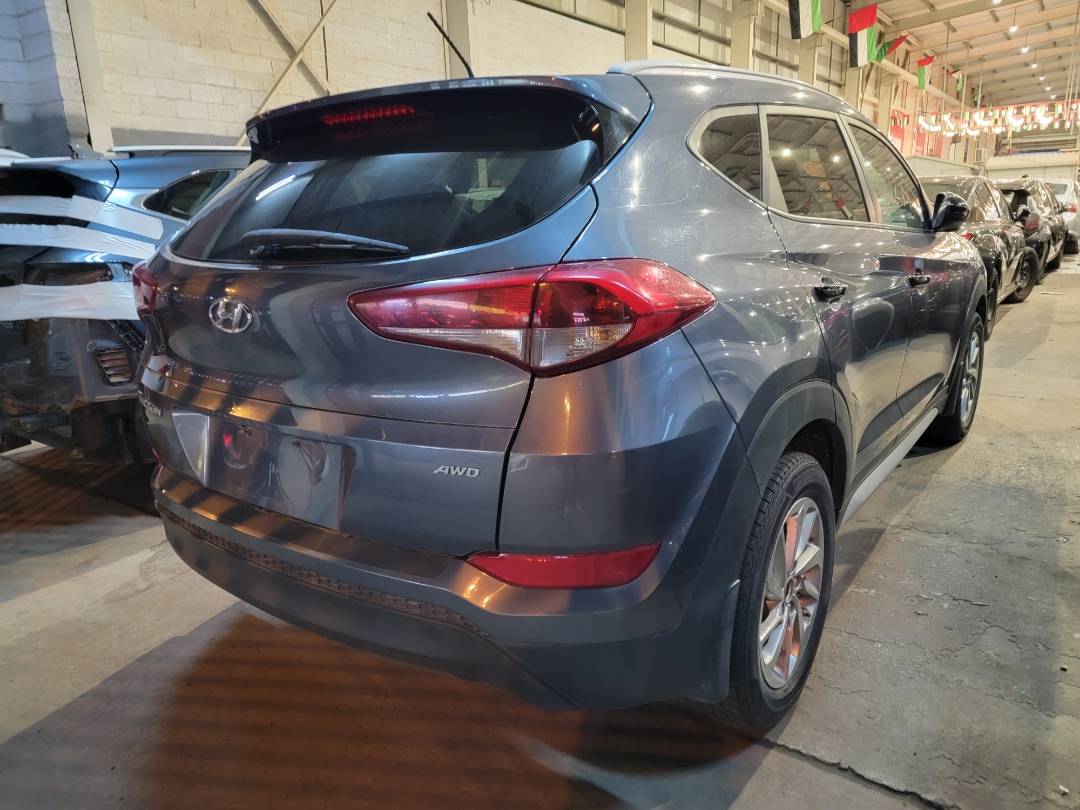 2017 HYUNDAI TUCSON — 165751 Miles — Lot 40332279 — Main - Marhaba Auctions Used Cars - Image 3