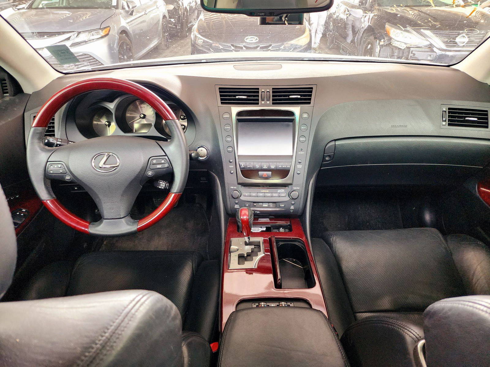 2008 LEXUS GS460 — 141932 KM — Lot 000741 — Souq - Marhaba Auctions Used Cars - Image 7