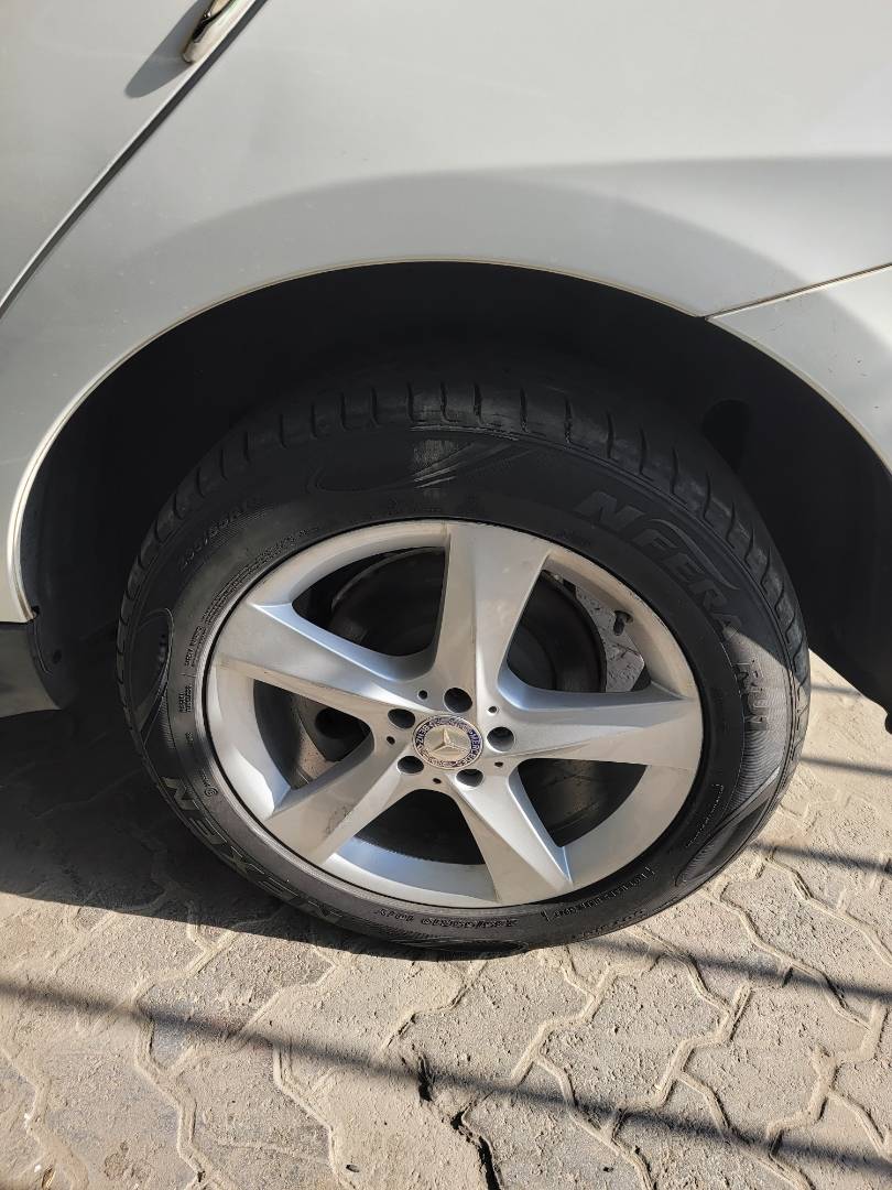 2017 MERCEDES BENZ GLE 350 — 117332 Miles — Lot HA860756 — Main - Marhaba Auctions Used Cars - Image 9
