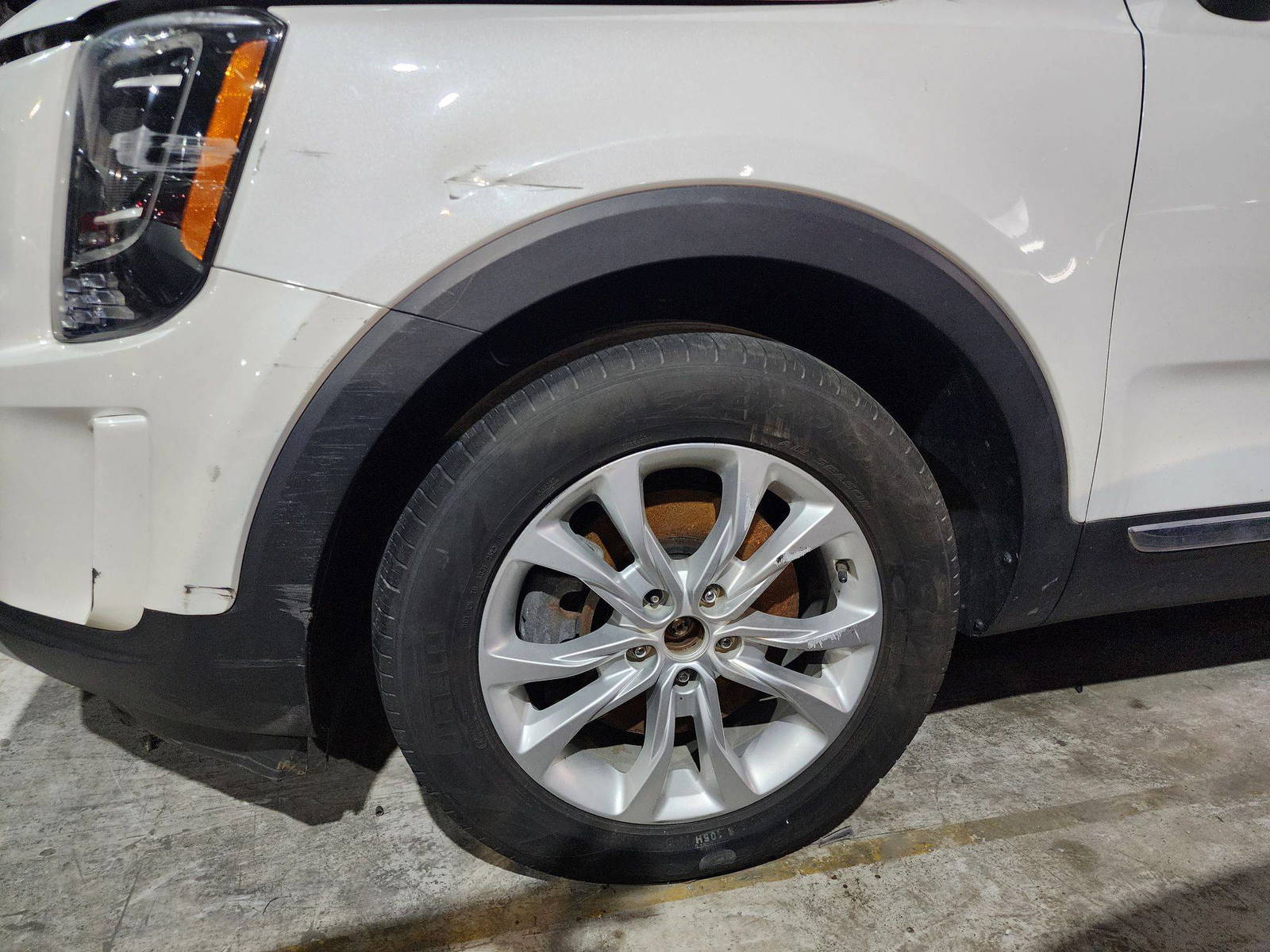 2020 KIA TELLURIDE — 60979 Miles — Lot 029679 — Souq - Marhaba Auctions Used Cars - Image 11