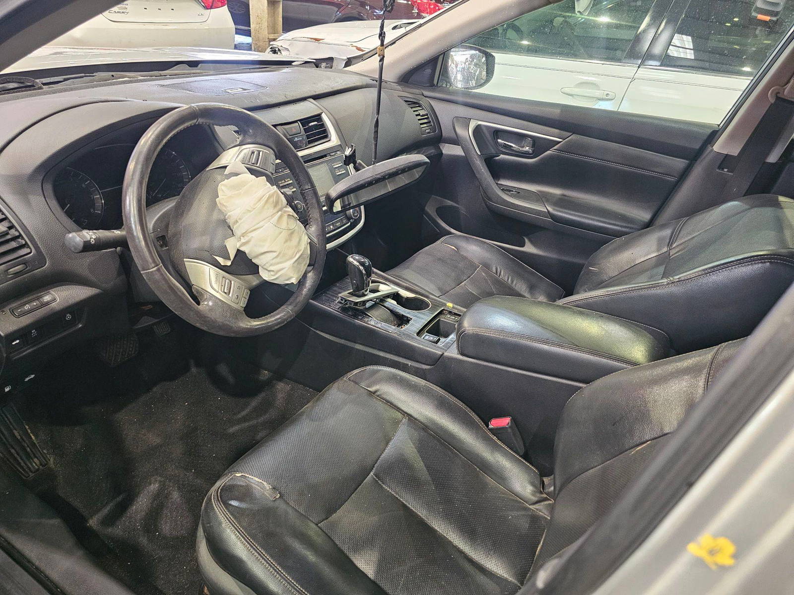 NISSAN ALTIMA 2017 - Marhaba Auction Used Cars - Image 8