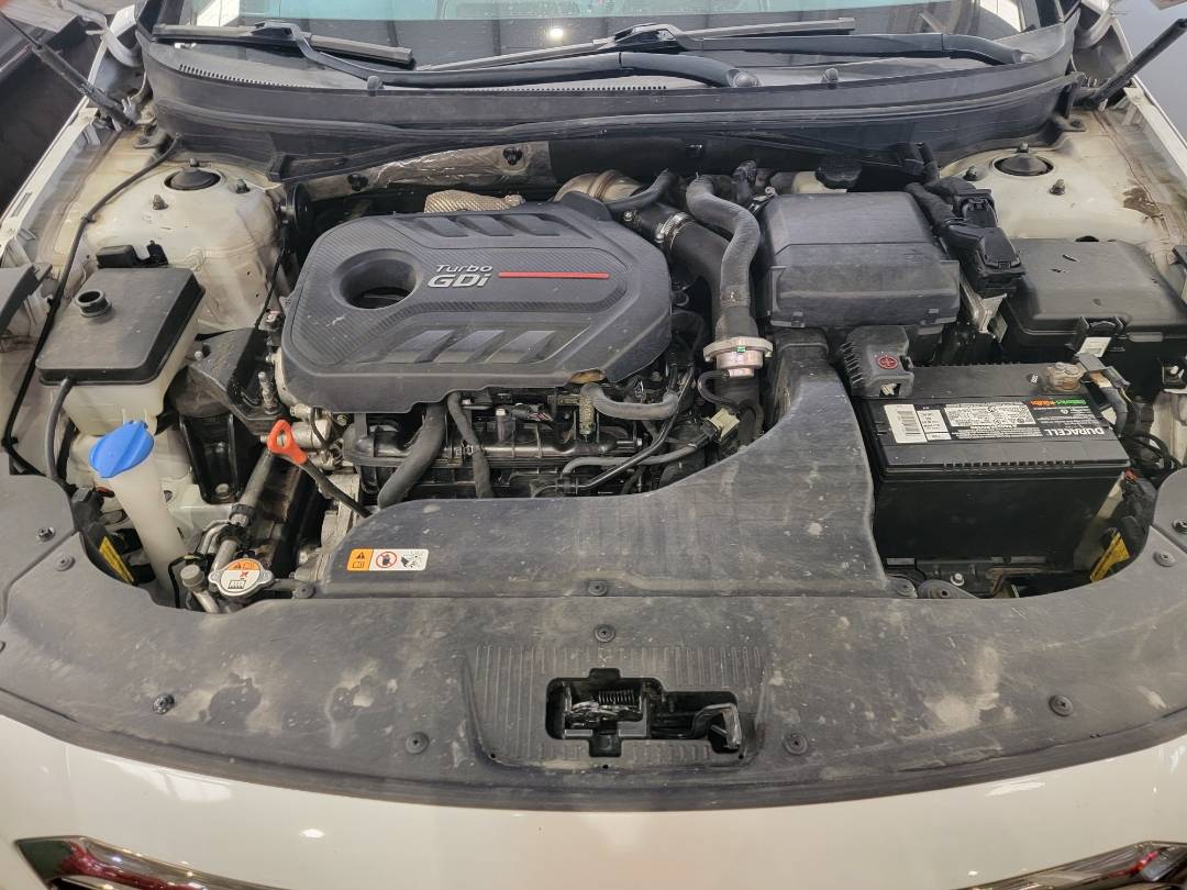 2015 HYUNDAI SONATA — 173979 Miles — Lot FH046608 — Main - Marhaba Auctions Used Cars - Image 12