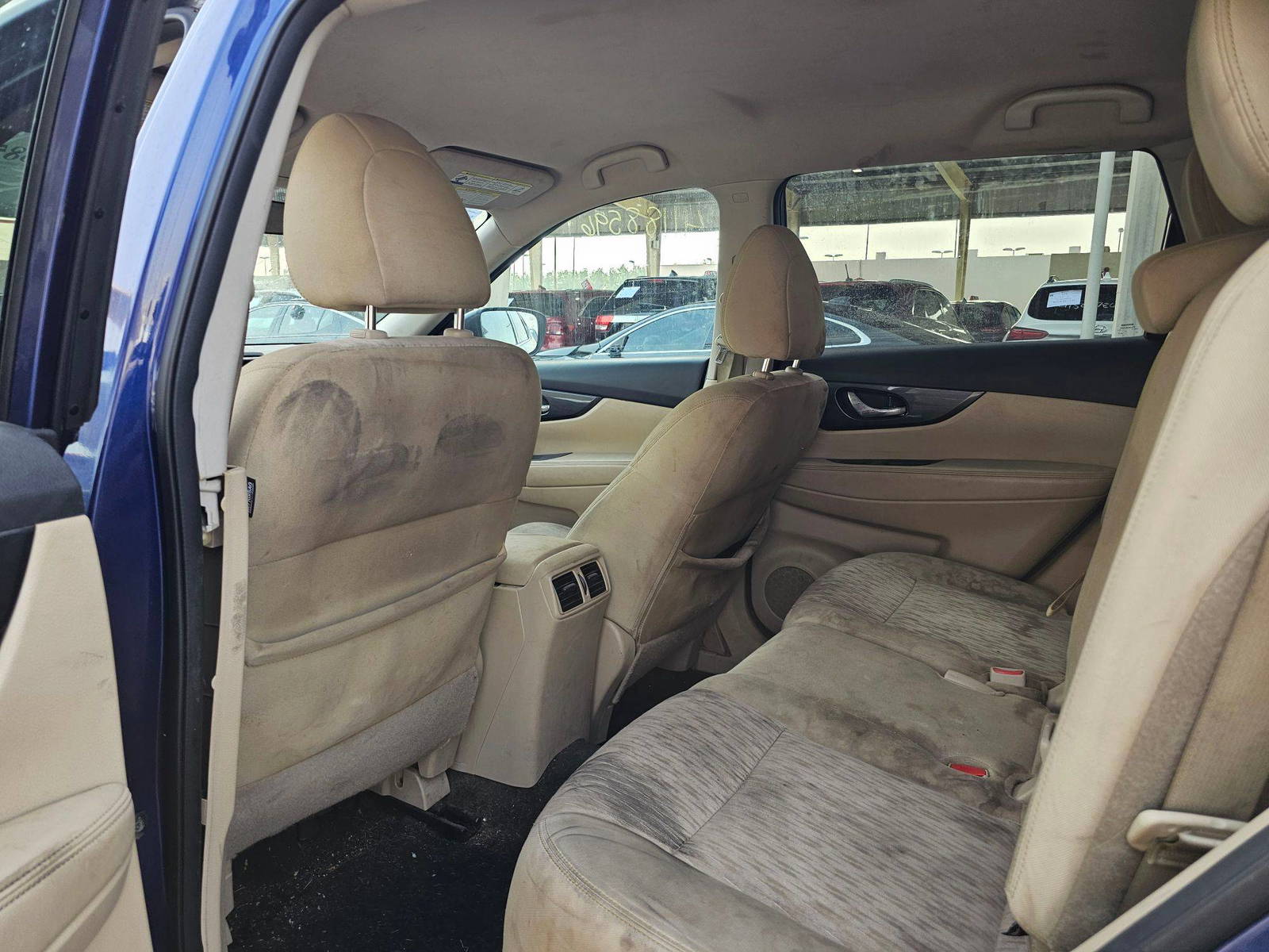 2018 NISSAN ROGUE — 131638 Miles — Lot V2JC708999 — Souq - Marhaba Auctions Used Cars - Image 6