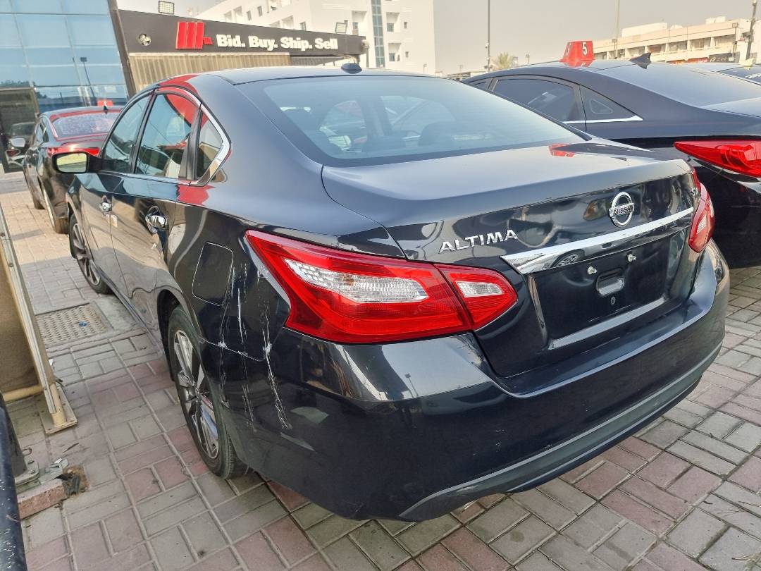 2017 NISSAN ALTIMA — 142613 Miles — Lot 215487 — Ind. 12 - Marhaba Auctions Used Cars - Image 5