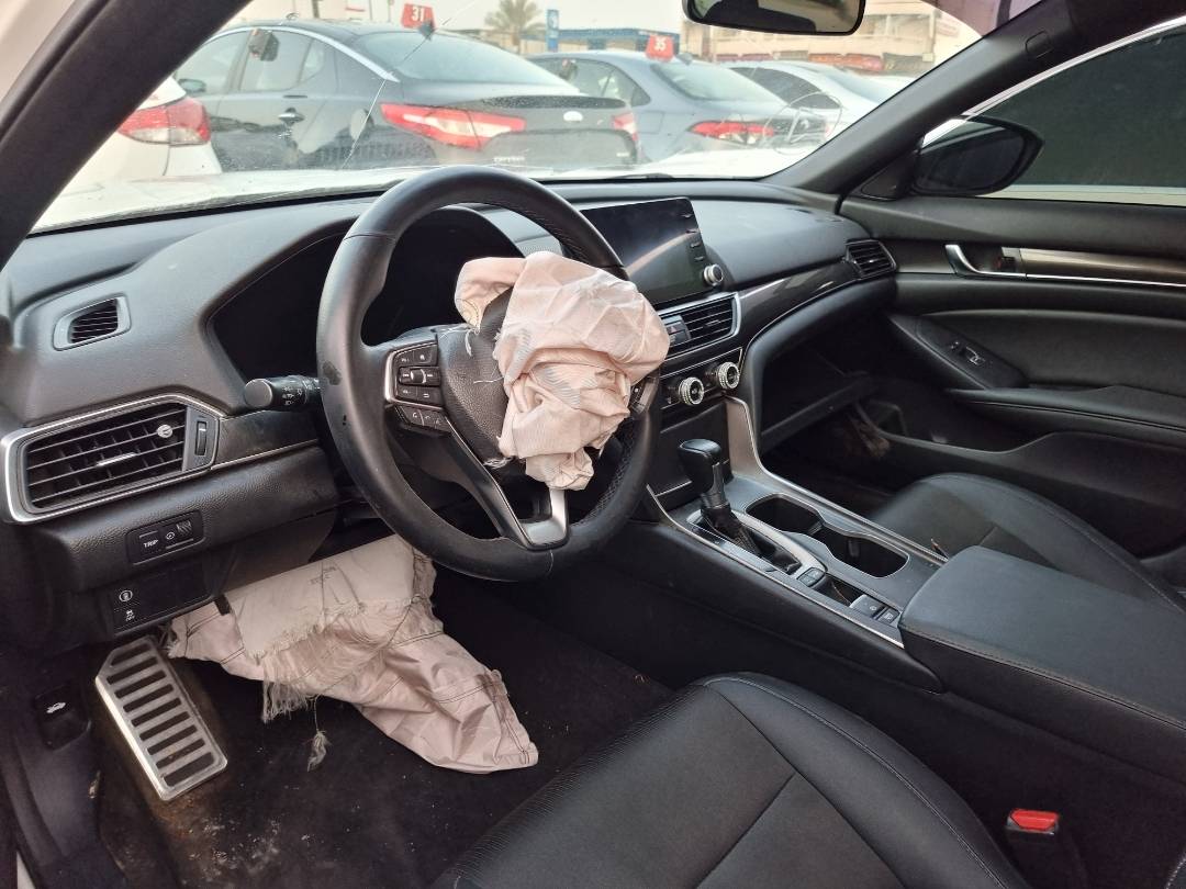 2019 HONDA ACCORD — 141310 Miles — Lot 14509 — Souq - Marhaba Auctions Used Cars - Image 6