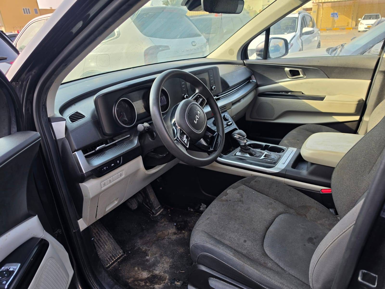 2023 KIA CARNIVAL LX — 80232 Miles — Lot 99906775 - Marhaba Auctions Used Cars - Image 7