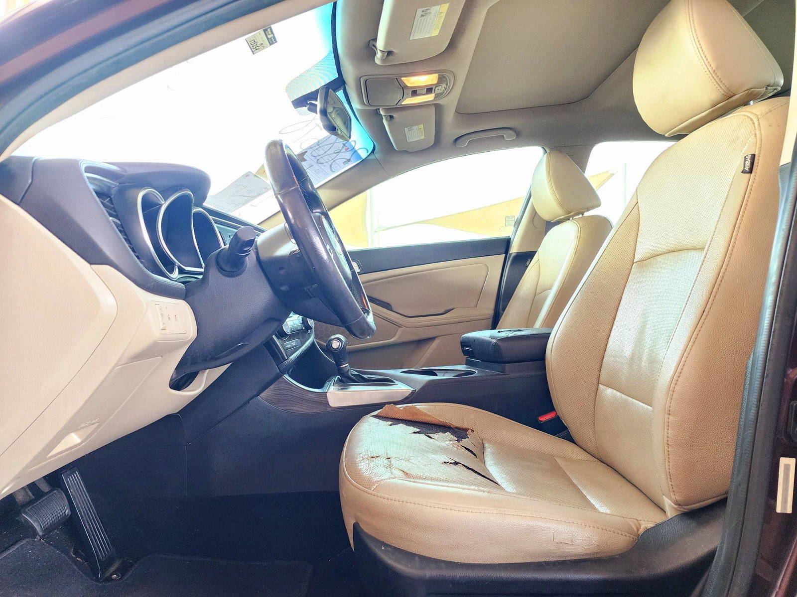 2015 KIA OPTIMA — 175258 Miles — Lot 0FG388678 — Souq - Marhaba Auctions Used Cars - Image 9