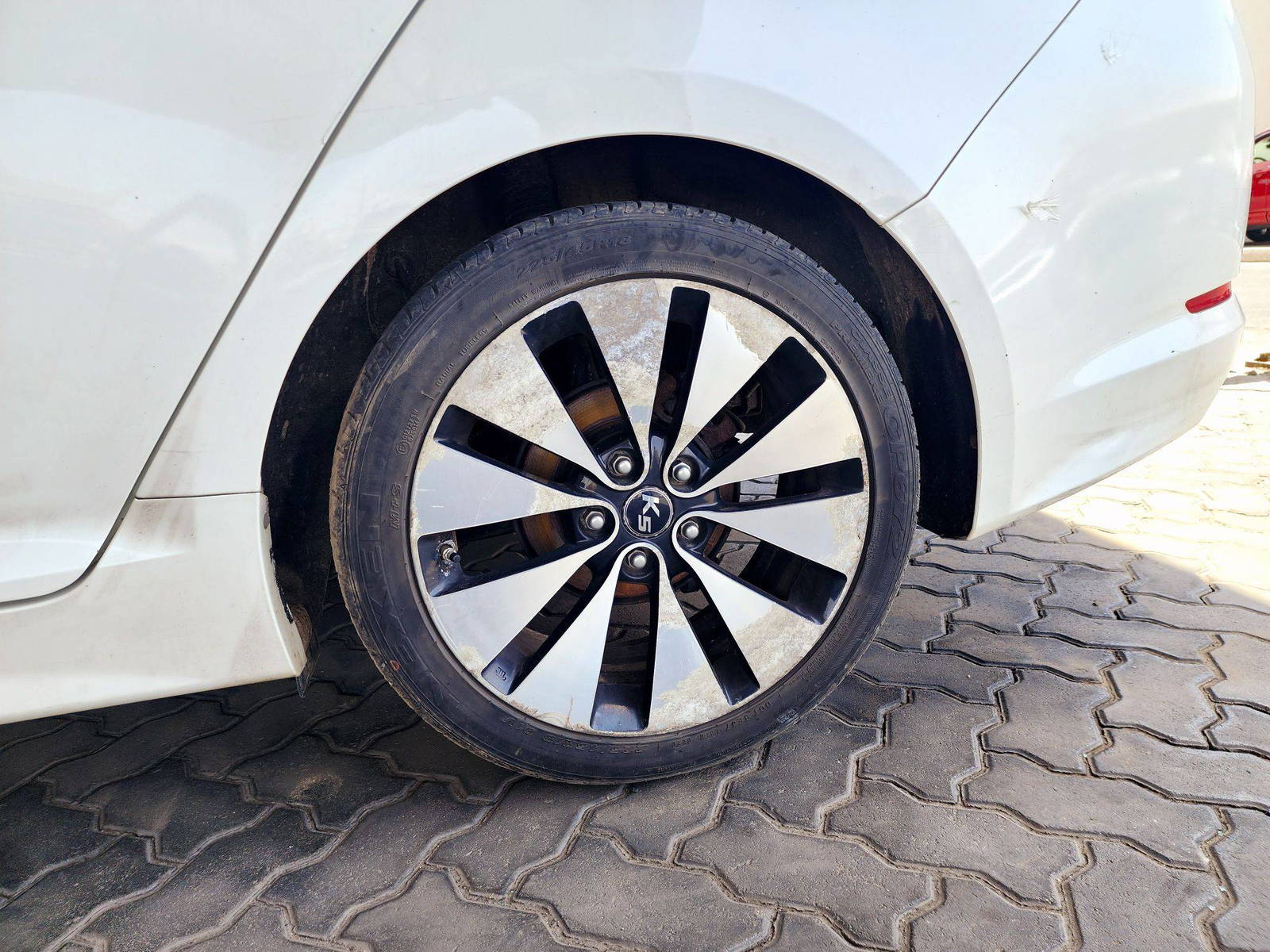 2013 KIA K5 — 255203 KM — Lot 344212 — Souq - Marhaba Auctions Used Cars - Image 11