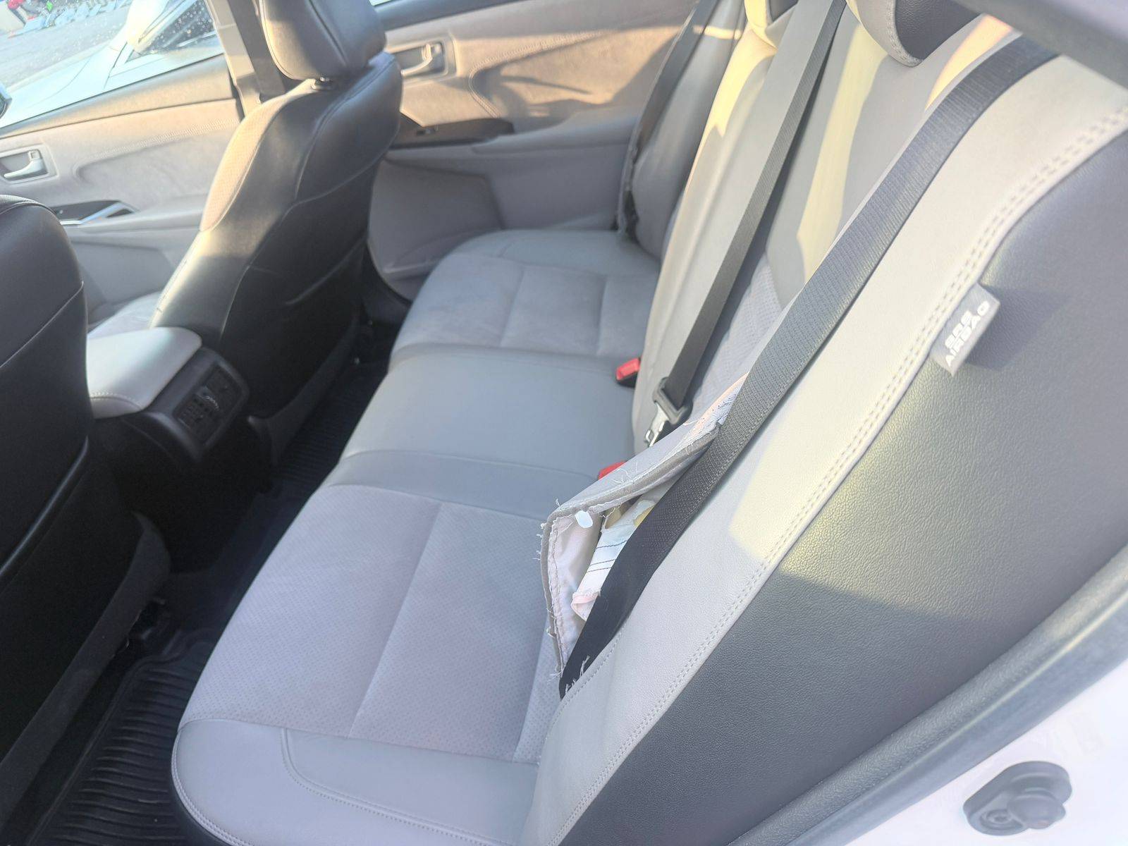 2016 TOYOTA CAMRY — 105404 Miles — Lot U244749 — Main - Marhaba Auctions Used Cars - Image 9