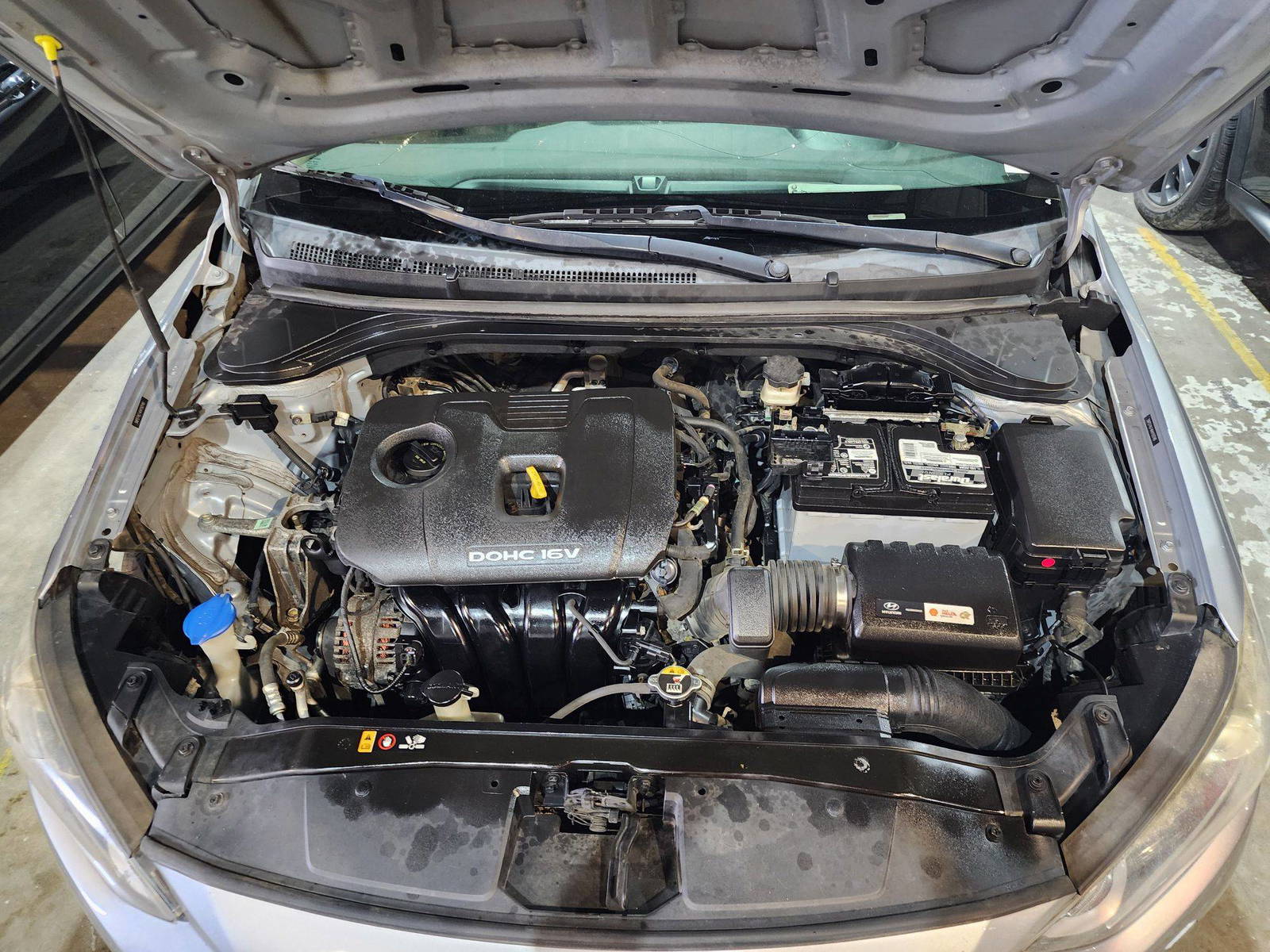 2017 HYUNDAI ELANTRA — 215476 Miles — Lot 214587 — Al Quoz - Marhaba Auctions Used Cars - Image 12
