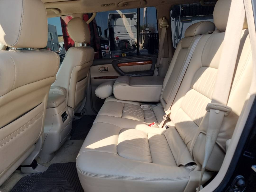 2005 LEXUS LX 470 — 175318 Miles — Lot 125487 — Ind. 12 - Marhaba Auctions Used Cars - Image 6