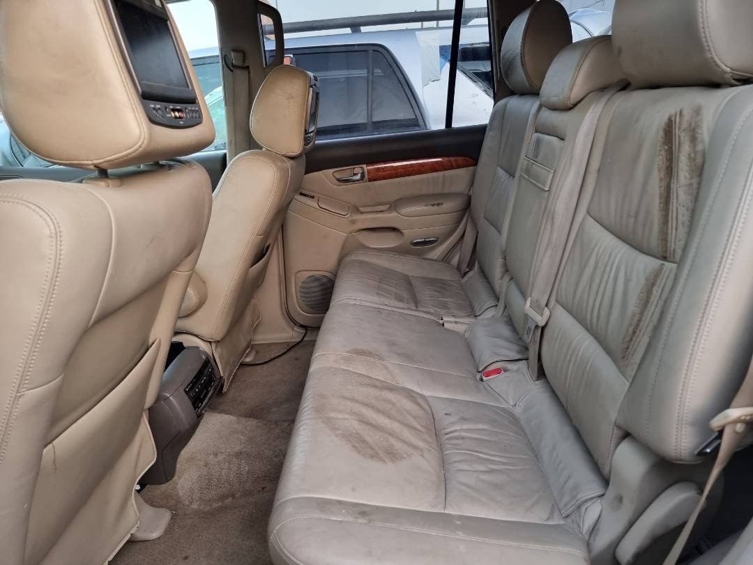 2006 LEXUS GX 470 — 195199 Miles — Lot 124587 — Ind. 12 - Marhaba Auctions Used Cars - Image 6