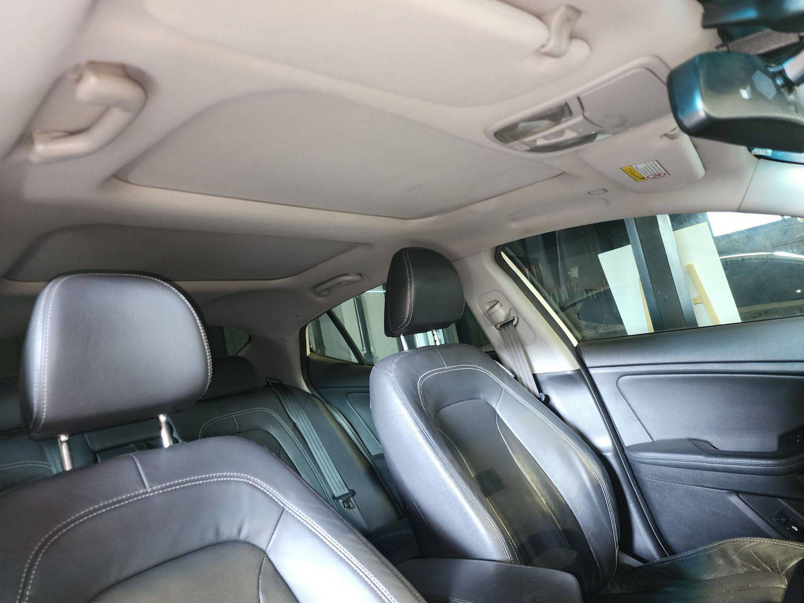 2013 KIA K5 — 202194 KM — Lot 358767 — Al Quoz - Marhaba Auctions Used Cars - Image 10
