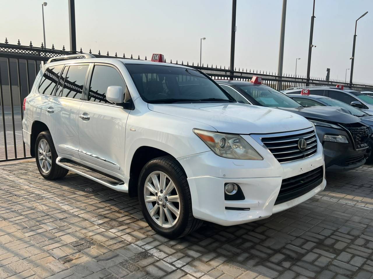 2011 LEXUS LX 570 — 429037 KM — Lot 4069473 - Marhaba Auctions Used Cars - Image 8