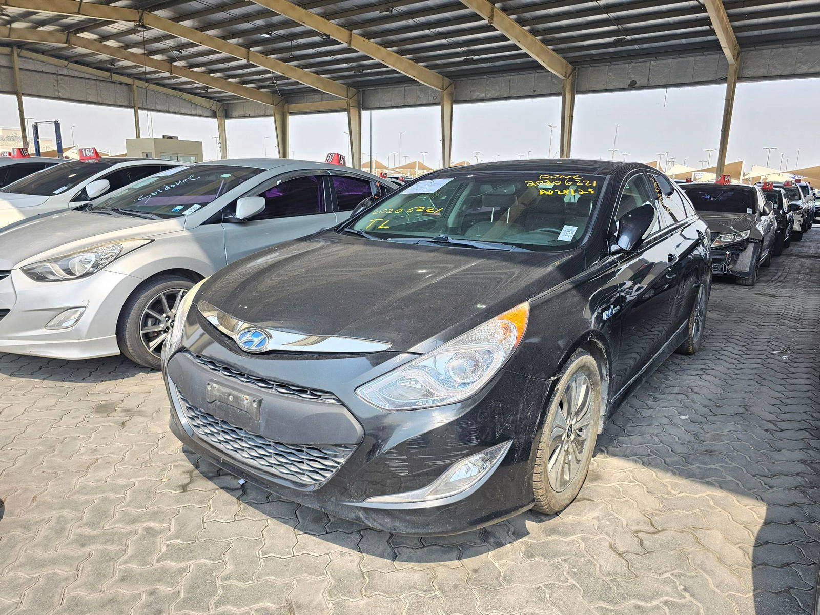 2013 HYUNDAI SONATA — 242782 KM — Lot 20206221 — Souq - Marhaba Auctions Used Cars - Image 5