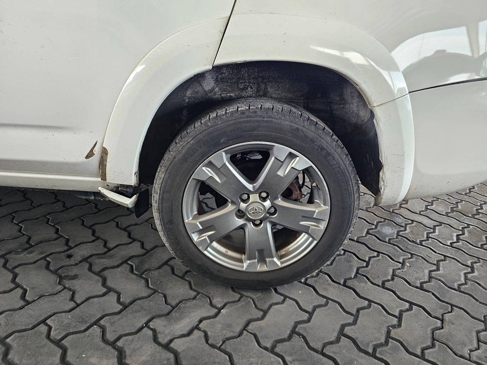 TOYOTA RAV4 2010 - Marhaba Auction Used Cars - Image 10