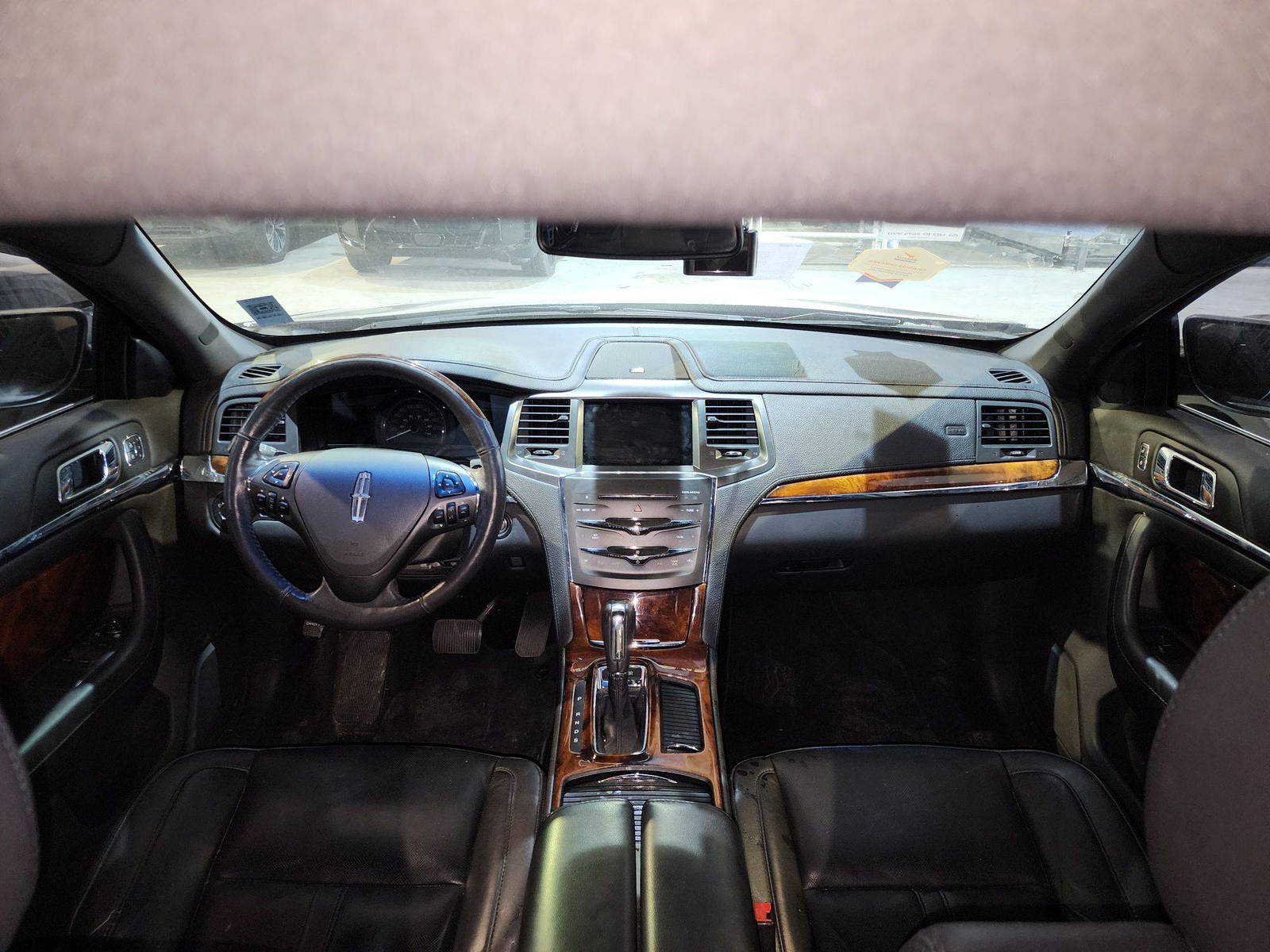 2014 LINCOLN MKS — 285390 KM — Lot G608738 — Al Quoz - Marhaba Auctions Used Cars - Image 9