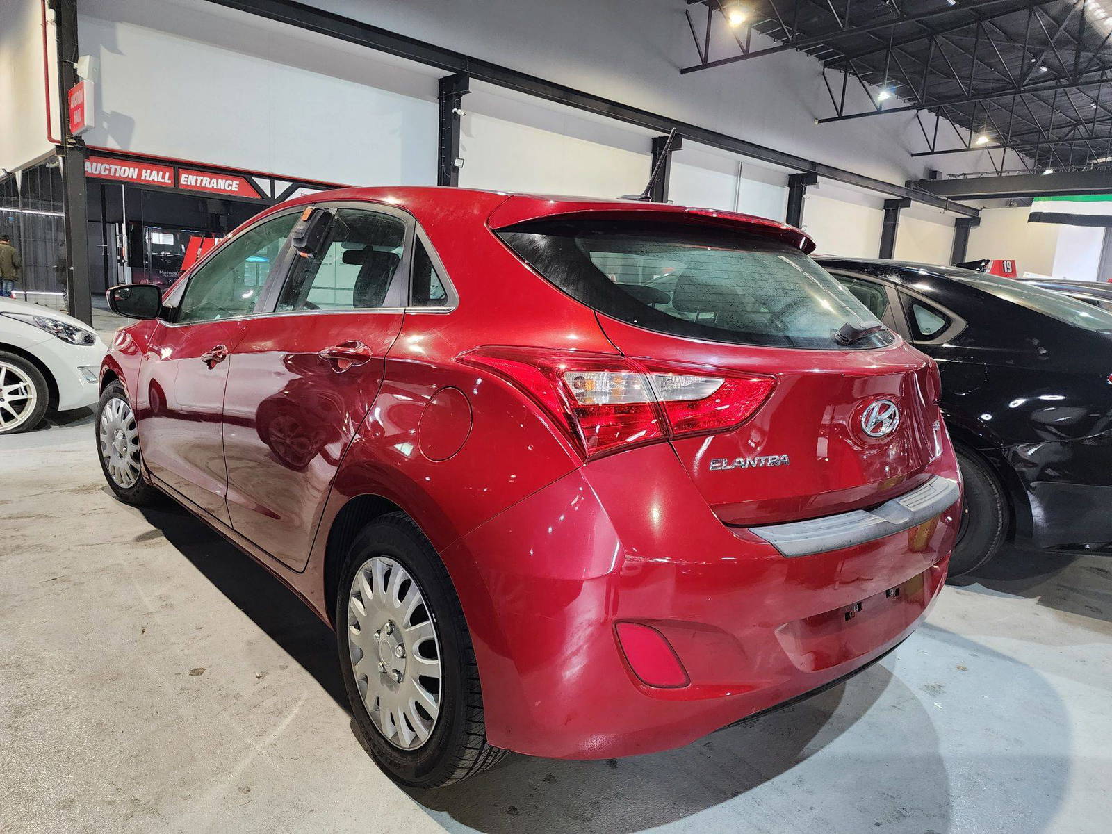 2017 HYUNDAI ELANTRA GT — 116553 Miles — Lot HU349337 — Souq - Marhaba Auctions Used Cars - Image 5