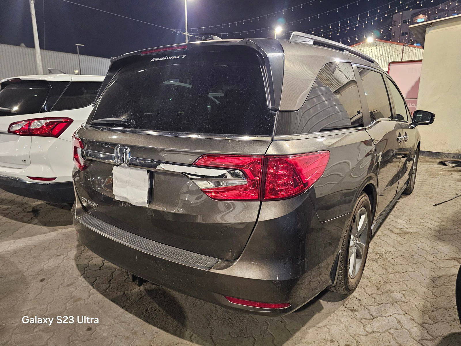 2018 HONDA ODYSSEY — 338018 KM — Lot 0JB025504 — Main - Marhaba Auctions Used Cars - Image 3