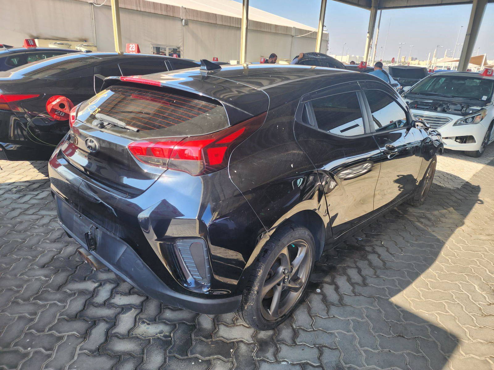 2019 HYUNDAI VELOSTER — 74307 Miles — Lot 74292073 - Marhaba Auctions Used Cars - Image 4
