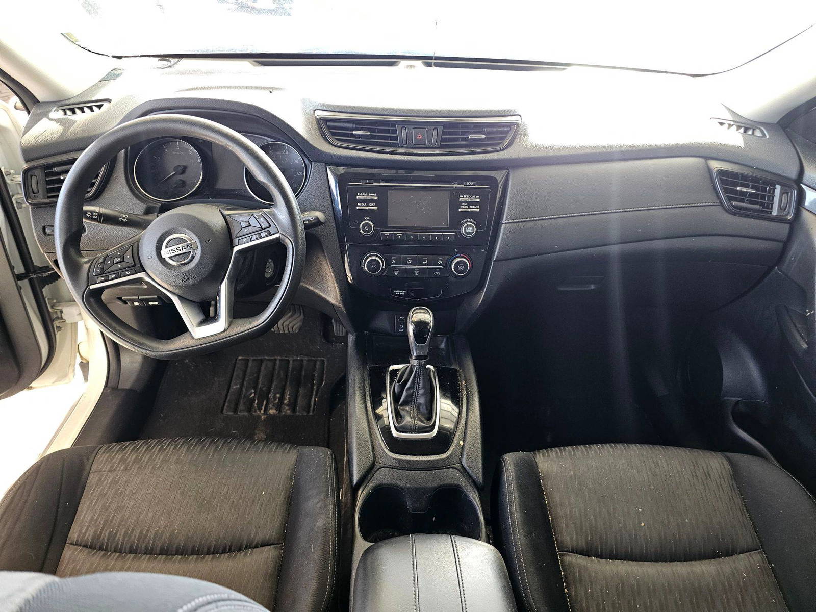 2017 NISSAN ROGUE — 111387 Miles — Lot HW026572 — Souq - Marhaba Auctions Used Cars - Image 6