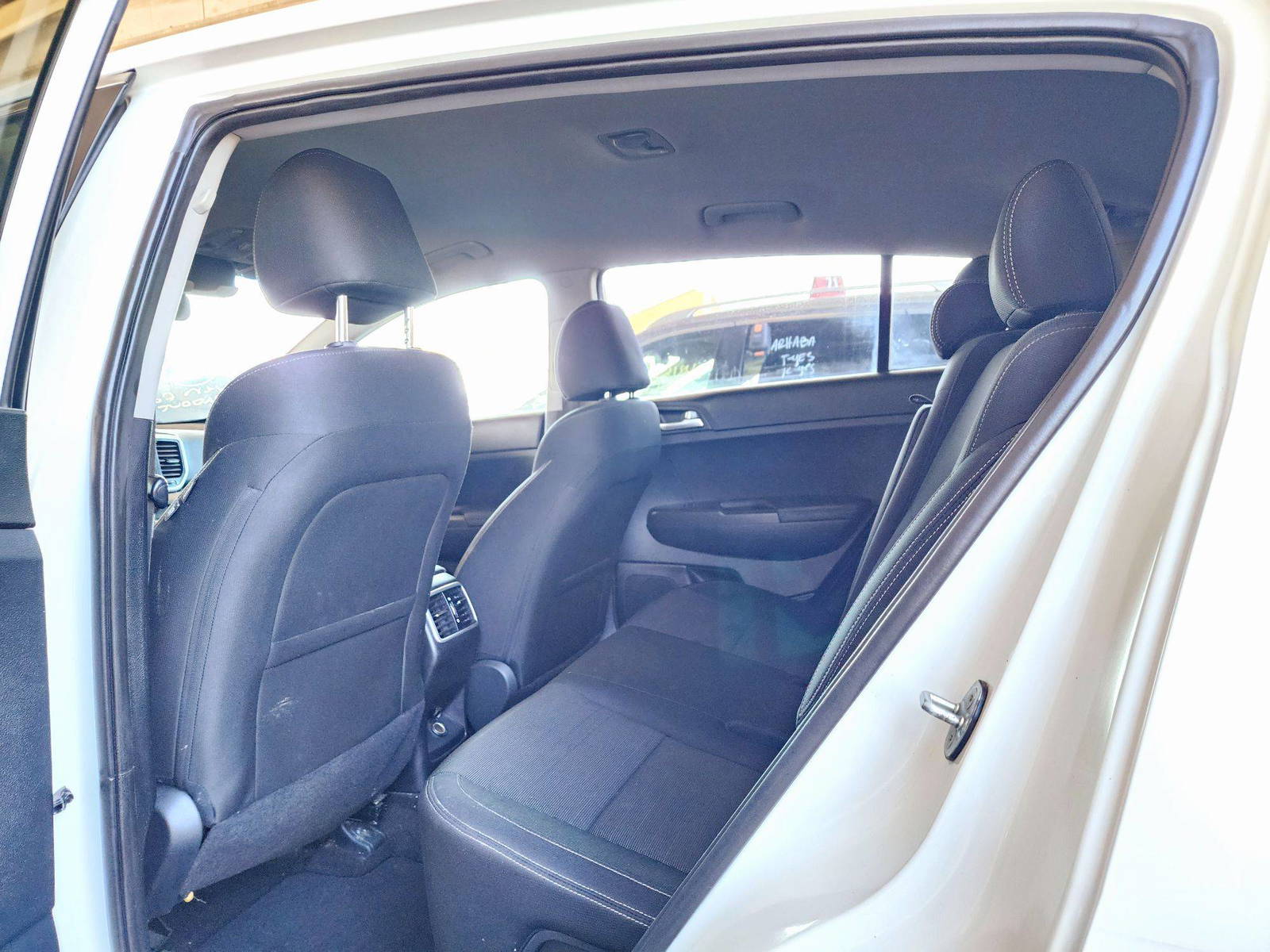2022 KIA SPORTAGE — 181406 Miles — Lot N7008203 — Souq - Marhaba Auctions Used Cars - Image 6