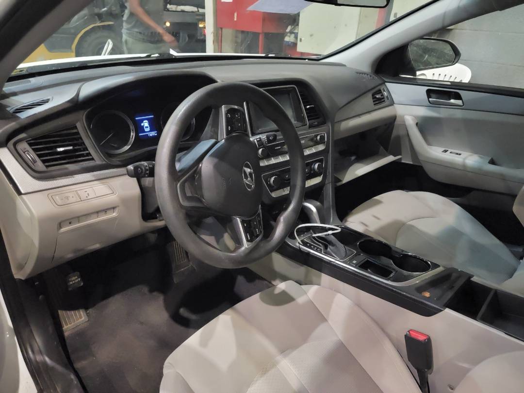 HYUNDAI SONATA 2018 - Marhaba Auction Used Cars - Image 8