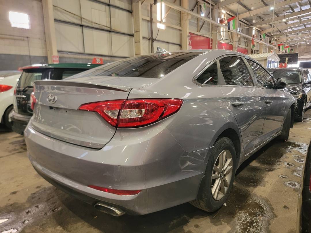 2015 HYUNDAI SONATA — 106237 Miles — Lot FH162202 — Ind. 12 - Marhaba Auctions Used Cars - Image 3