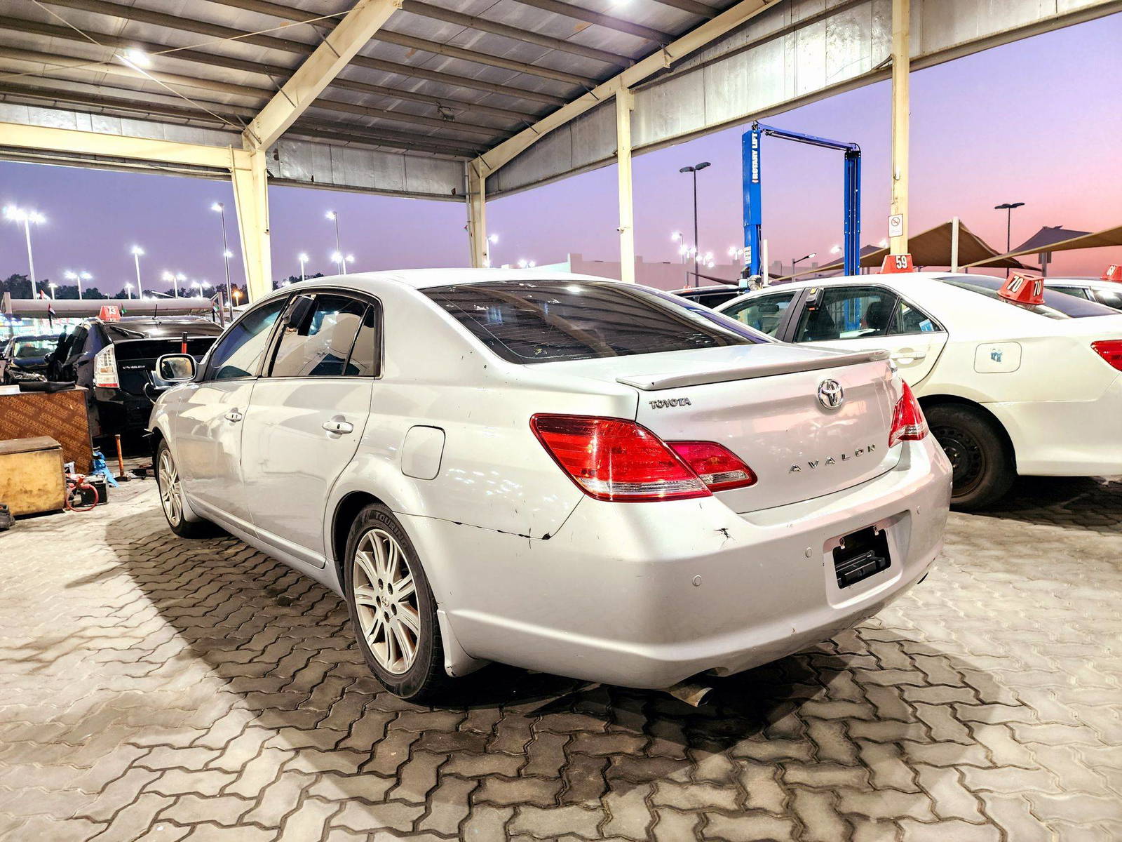 2007 TOYOTA AVALON — 224681 Miles — Lot 124587 — Souq - Marhaba Auctions Used Cars - Image 3