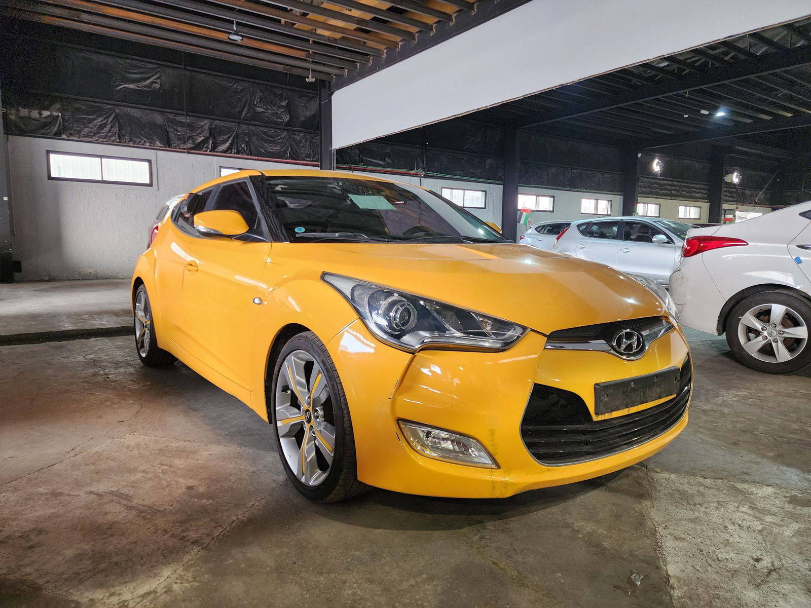 2012 HYUNDAI VELOSTER — 148399 KM — Lot 034866 — Main - Marhaba Auctions Used Cars - Image 4