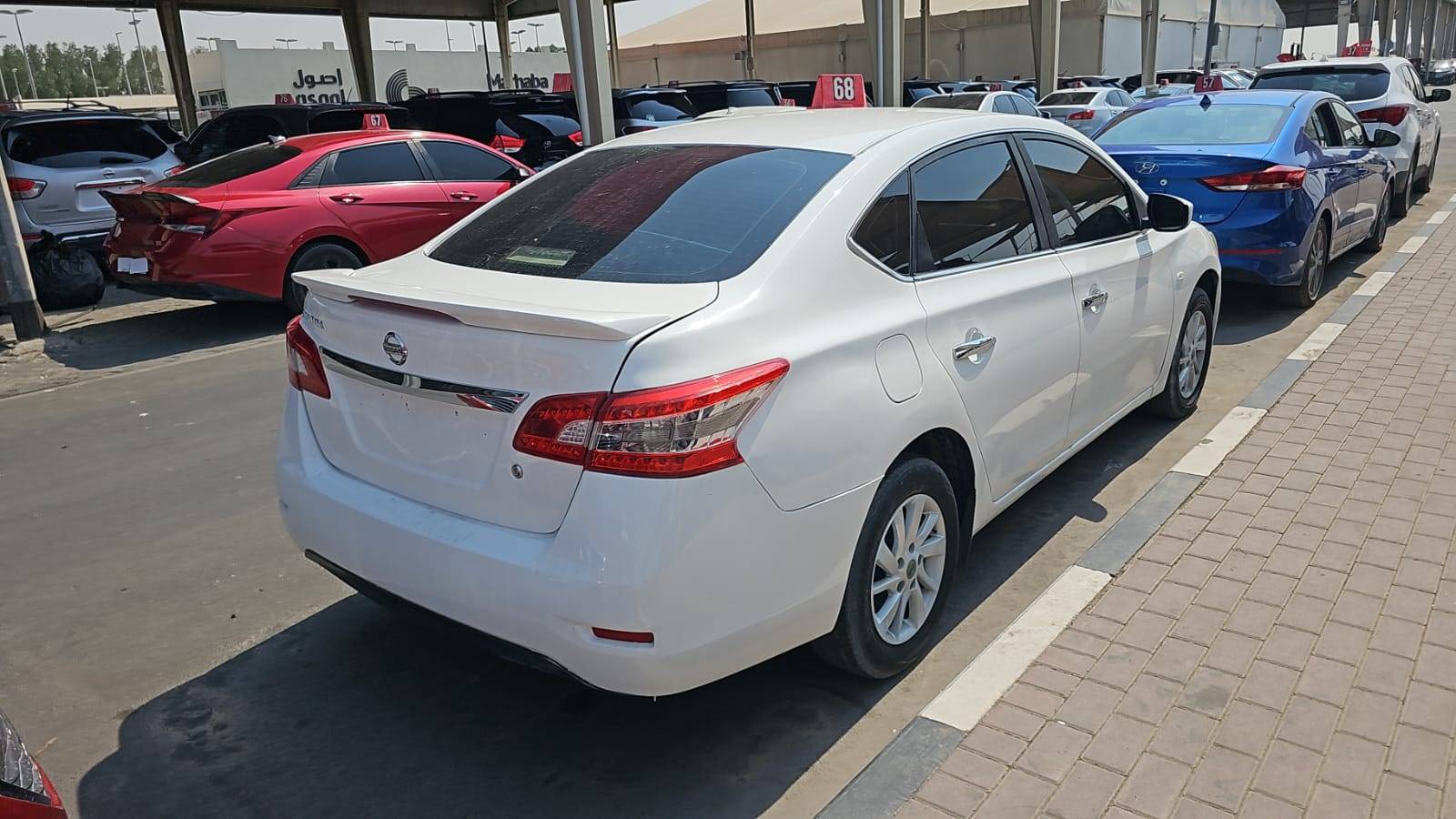 2017 NISSAN SENTRA — 195528 KM — Lot H6050400 — Souq - Marhaba Auctions Used Cars - Image 4