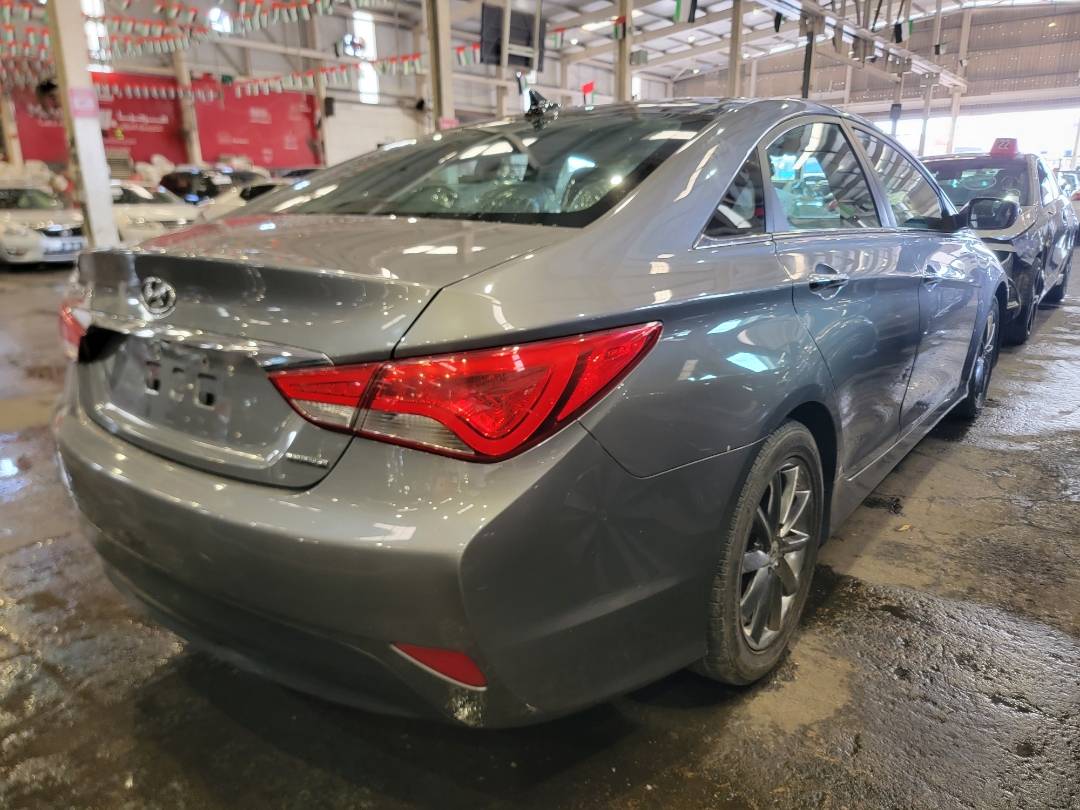 HYUNDAI SONATA 2014 - Marhaba Auction Used Cars - Image 5