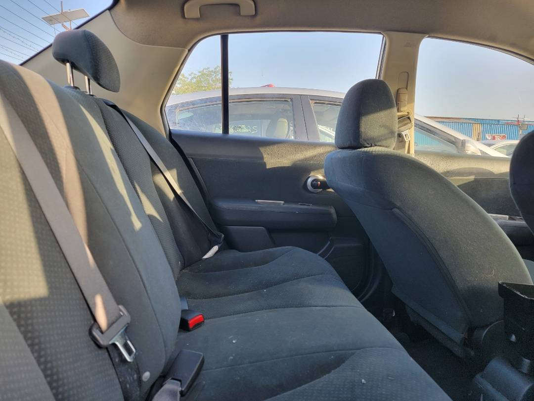2010 NISSAN VERSA — 202100 Miles — Lot 81890823 - Marhaba Auctions Used Cars - Image 4