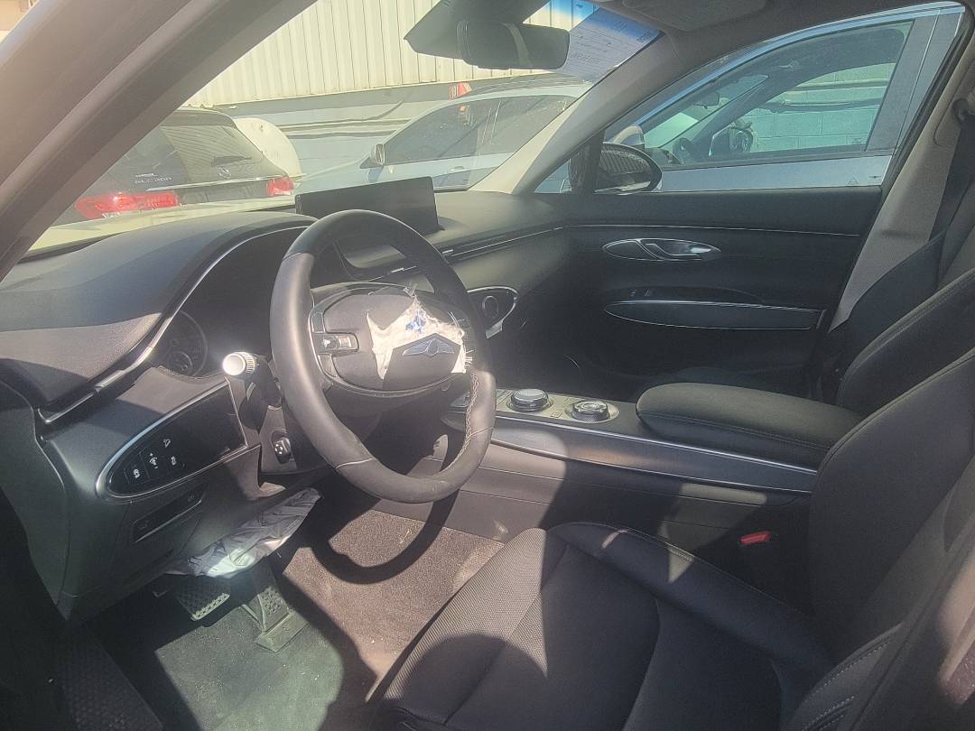 2022 GENESIS GV70 — 20985 Miles — Lot 073892 — Main - Marhaba Auctions Used Cars - Image 7