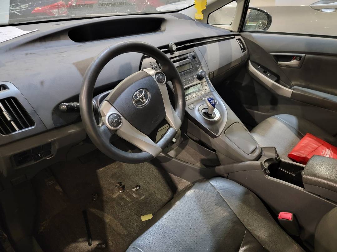 2010 TOYOTA PRIUS — 255173 Miles — Lot 7A1296123 — Main - Marhaba Auctions Used Cars - Image 7