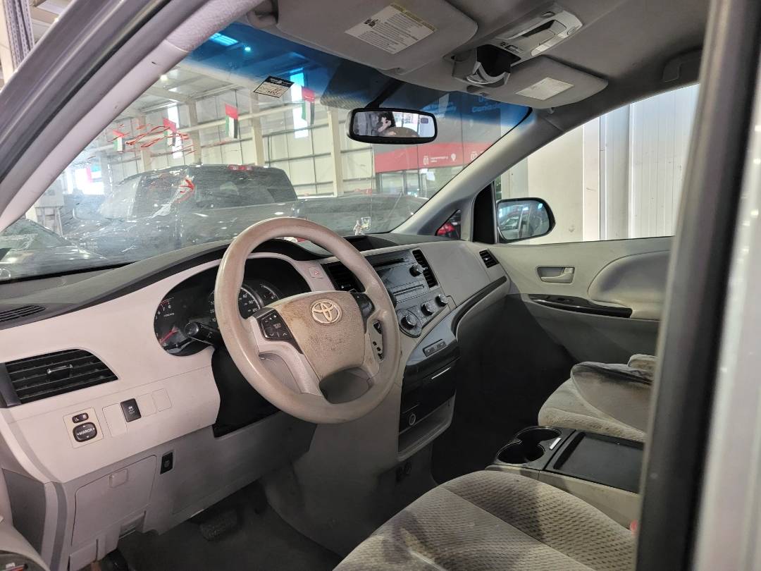 2011 TOYOTA SIENNA — 177769 Miles — Lot 39688187 — Souq - Marhaba Auctions Used Cars - Image 6