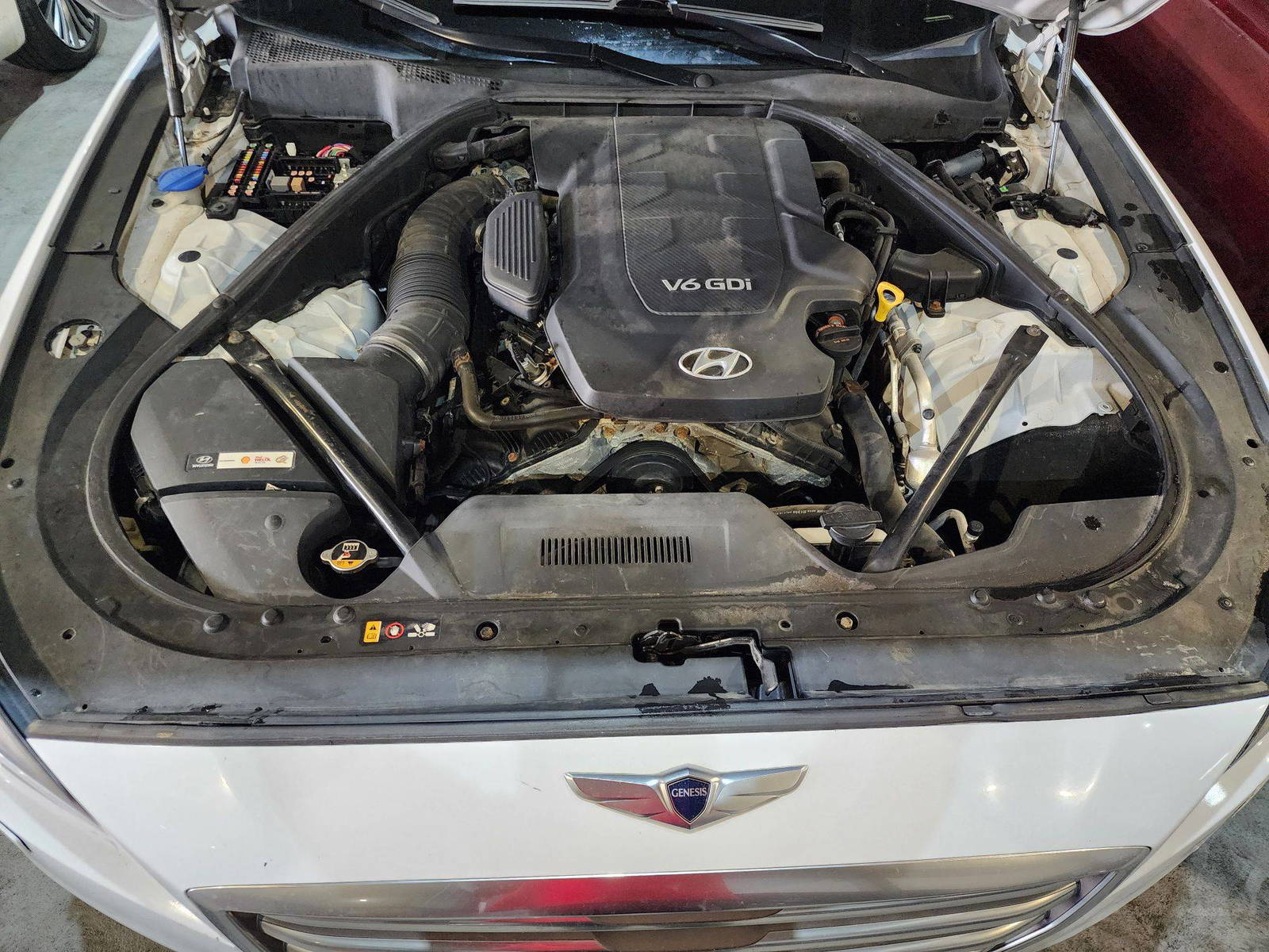 HYUNDAI GENESIS 2015 - Marhaba Auction Used Cars - Image 13